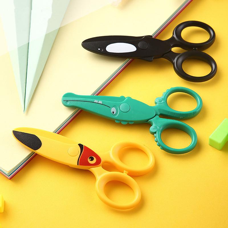 Art Craft For Preschool - 3個セット 子供用プラスチックはさみ かわいい漫画のオウムとイルカの形 DIYクラフトはさみ アートクラフトはさみ 就学前トレーニングはさみ