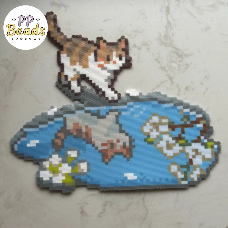Art Craft For Preschool - 2000個入り 2.6mm ミニヒューズビーズキット、ハマパーラービーズセット 子供向けクリエイティブアート、就学前の手作り活動DIYパズルクラフト