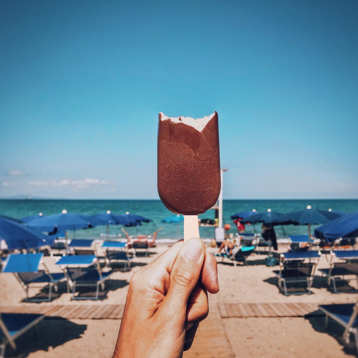 Art Craft With Ice Cream Stick - 50本入り木製クラフトスティック、ナチュラルカラー、9.3x1x2cm、滑らかな手作りキッズDIYアイスクリームスティック、クリエイティブアート彫刻コラージュ用