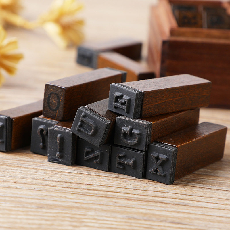 28個入り/箱 アルファベットスタンプ ヴィンテージ木製ゴム - Rubber Stamp Blank のレビューと価格