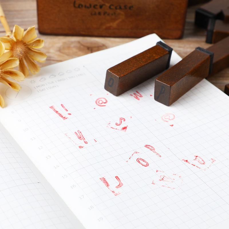 28個入り/箱 アルファベットスタンプ ヴィンテージ木製ゴム - Rubber Stamp Blank のレビューと価格
