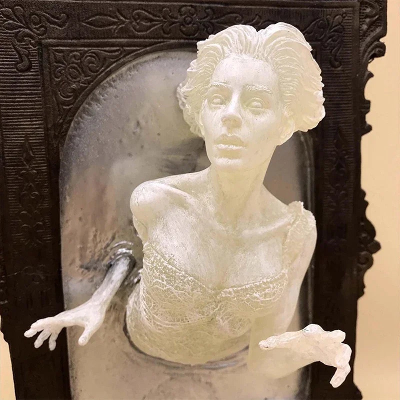 ゴシックデビルハンドウォールデコレーション、光るゴーストミラ - Art Craft Mirror のレビューと価格