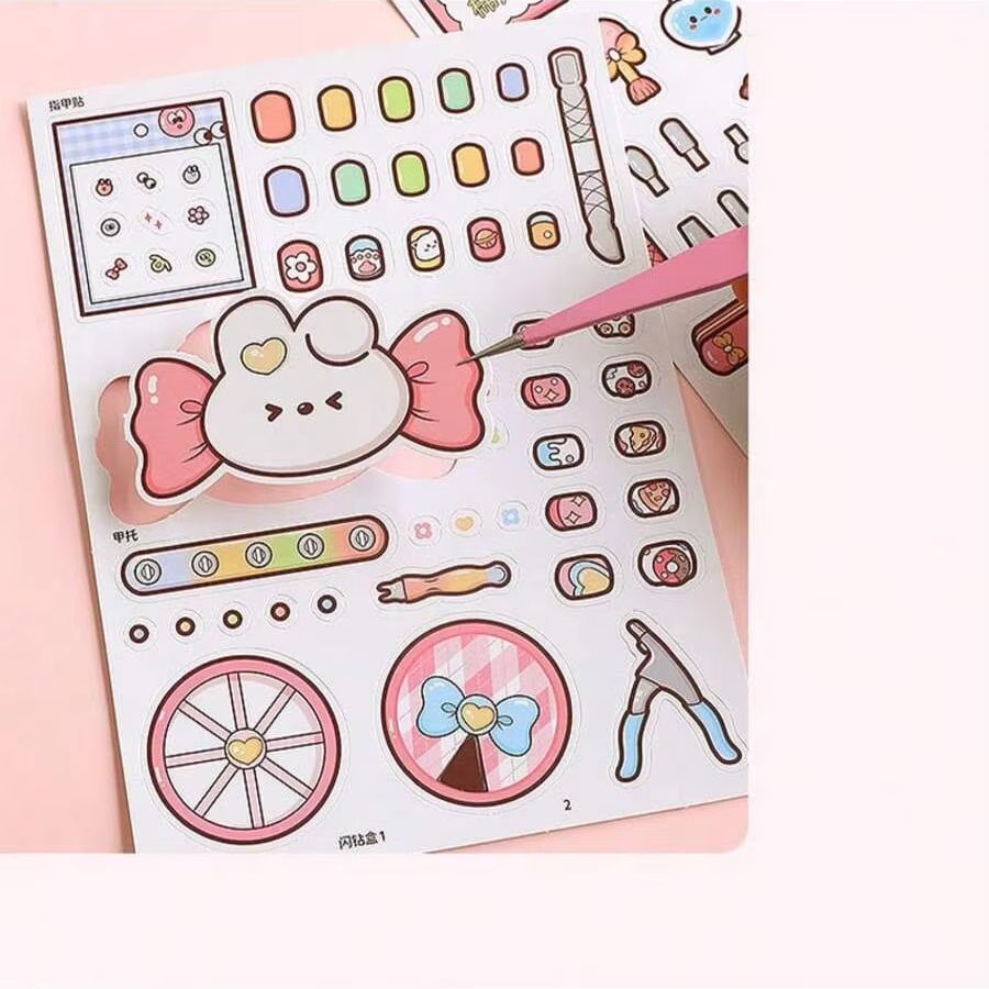 ピンクの子供用DIYネイルサロン 静かなカットステッカーブッ - Art Craft For 3 Year Old のレビューと価格